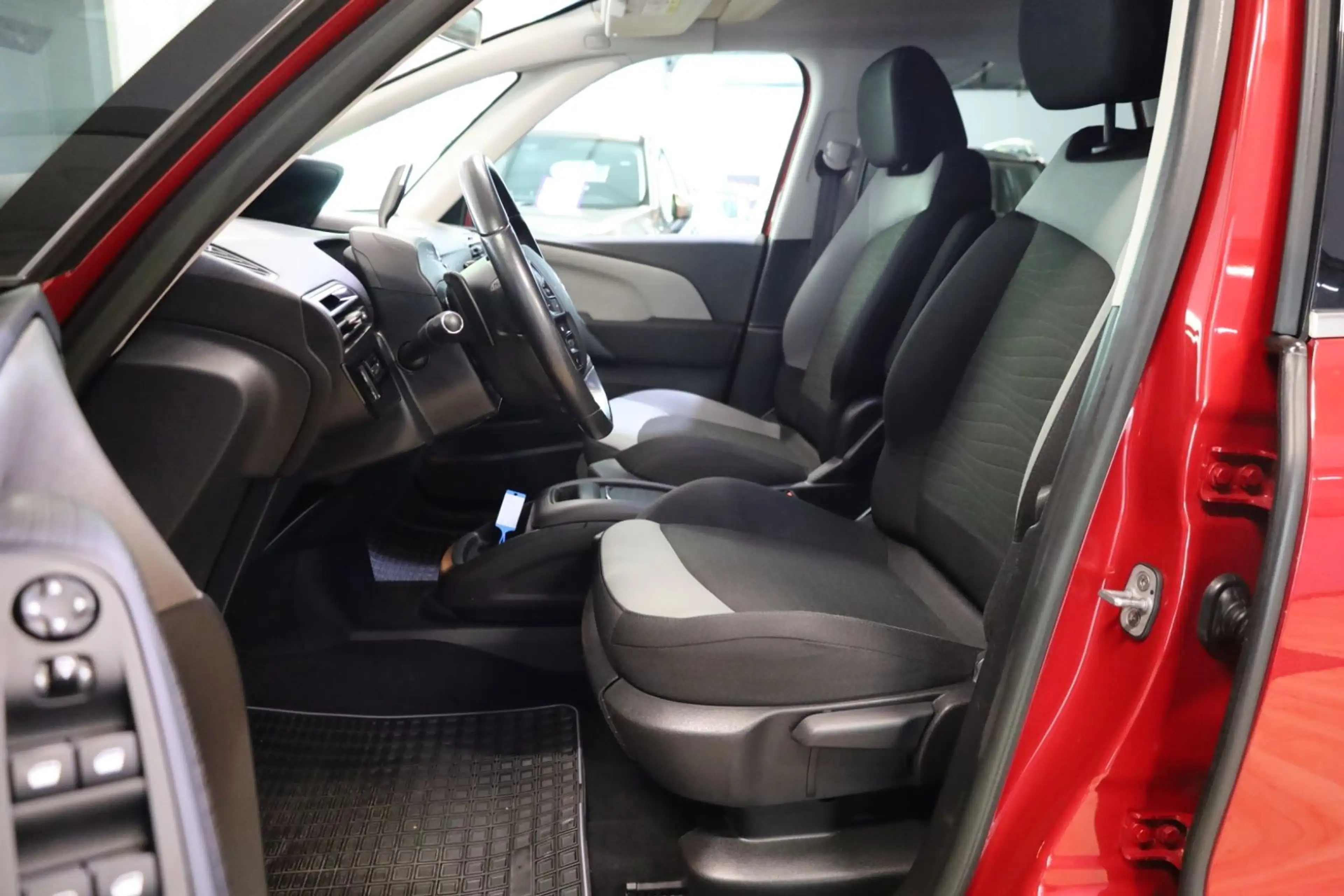 Citroen C4 Picasso /Navi/Kamera/AHK — photo 7
