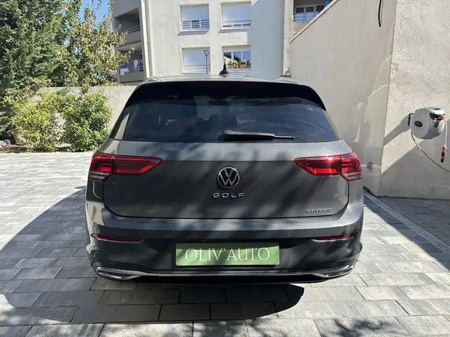 Volkswagen Golf view 5
