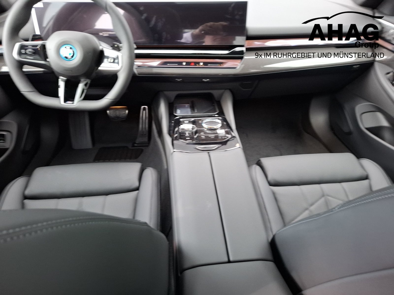 BMW 550 e xDrive M Sportpaket Pro — photo 9