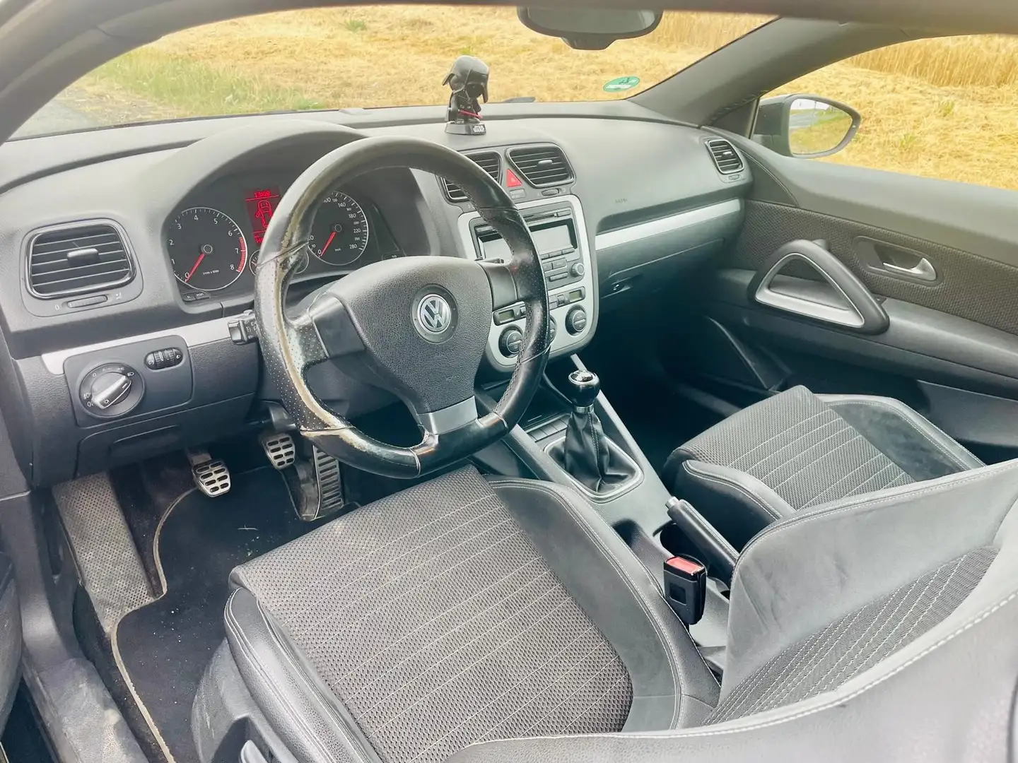 Volkswagen Scirocco 1.4 TSI 118 kW Schwarz - 1
