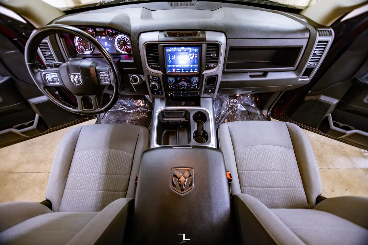 RAM 1500 снимка RAM 1500
