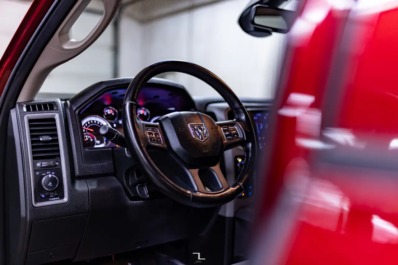 RAM 1500 снимка RAM 1500