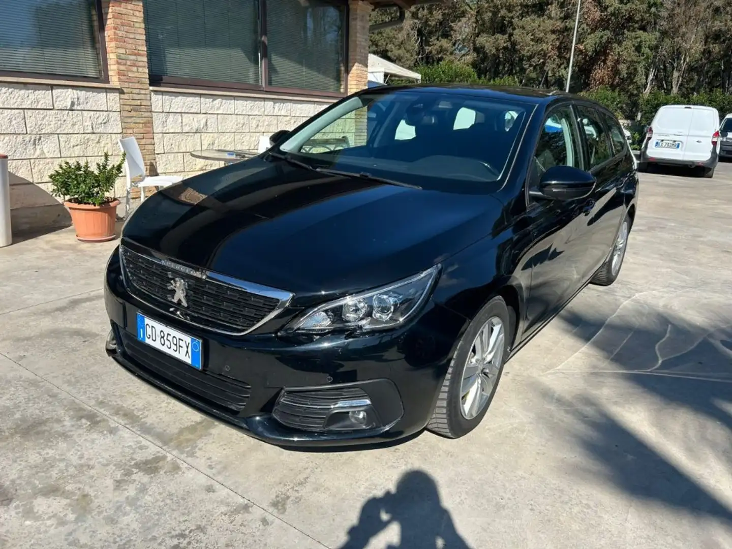 Peugeot 308 BlueHDi 130 S&S SW Business Nero - 1