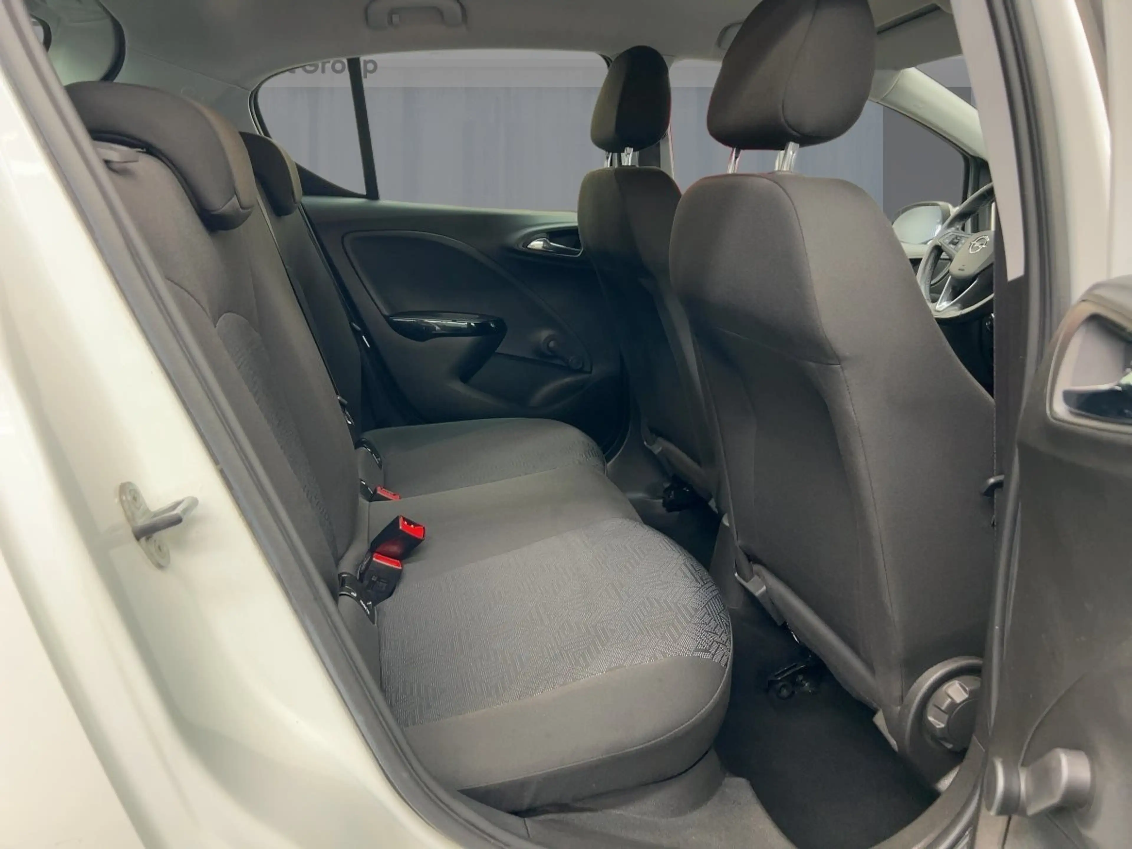 Opel Corsa E 1.4 Active Klima/PDC — photo 9