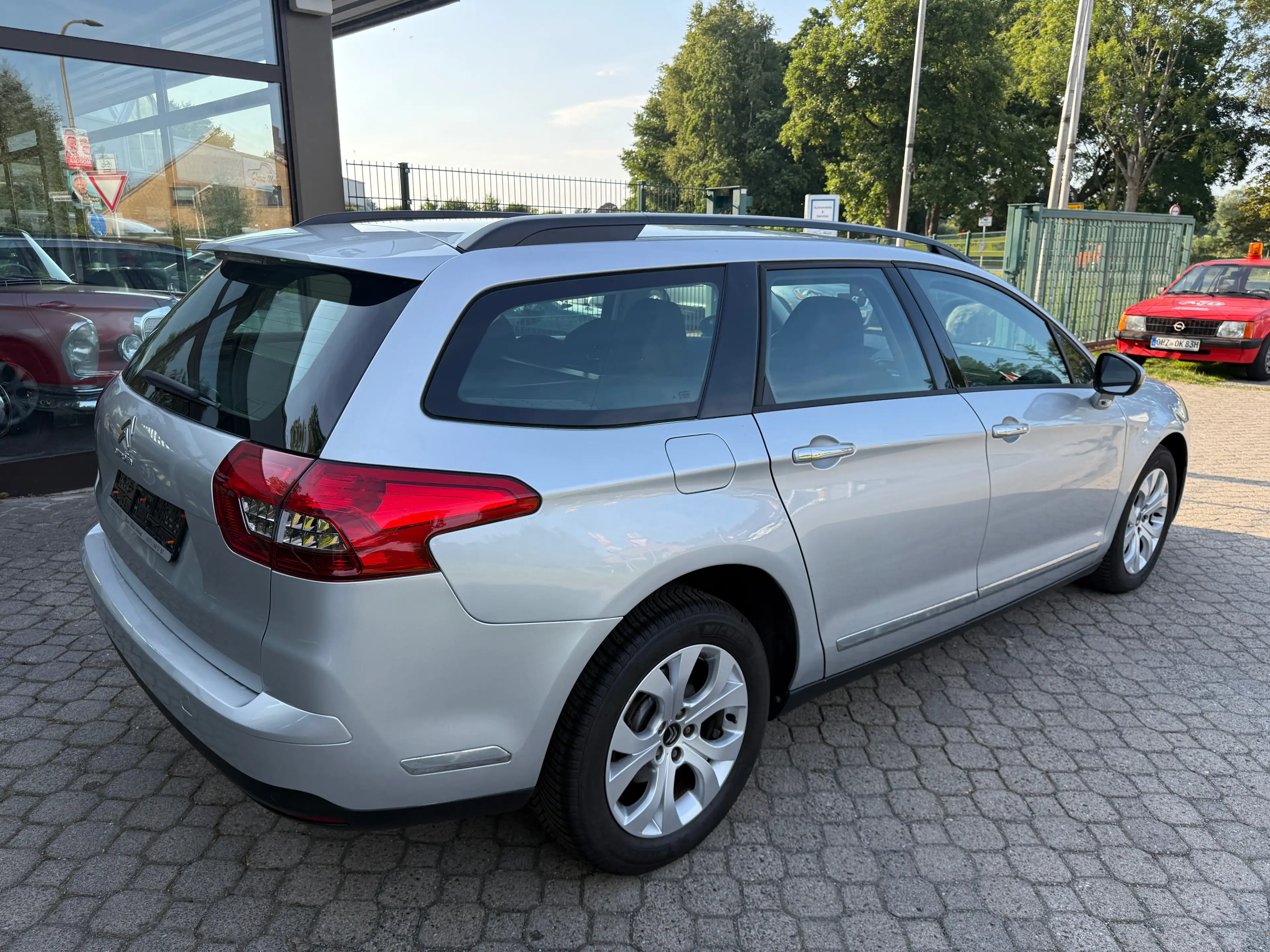 Citroen C5 Tourer THP 155 Tendance *nur 15.800km!!!*1.Hand*HU neu* — photo 5