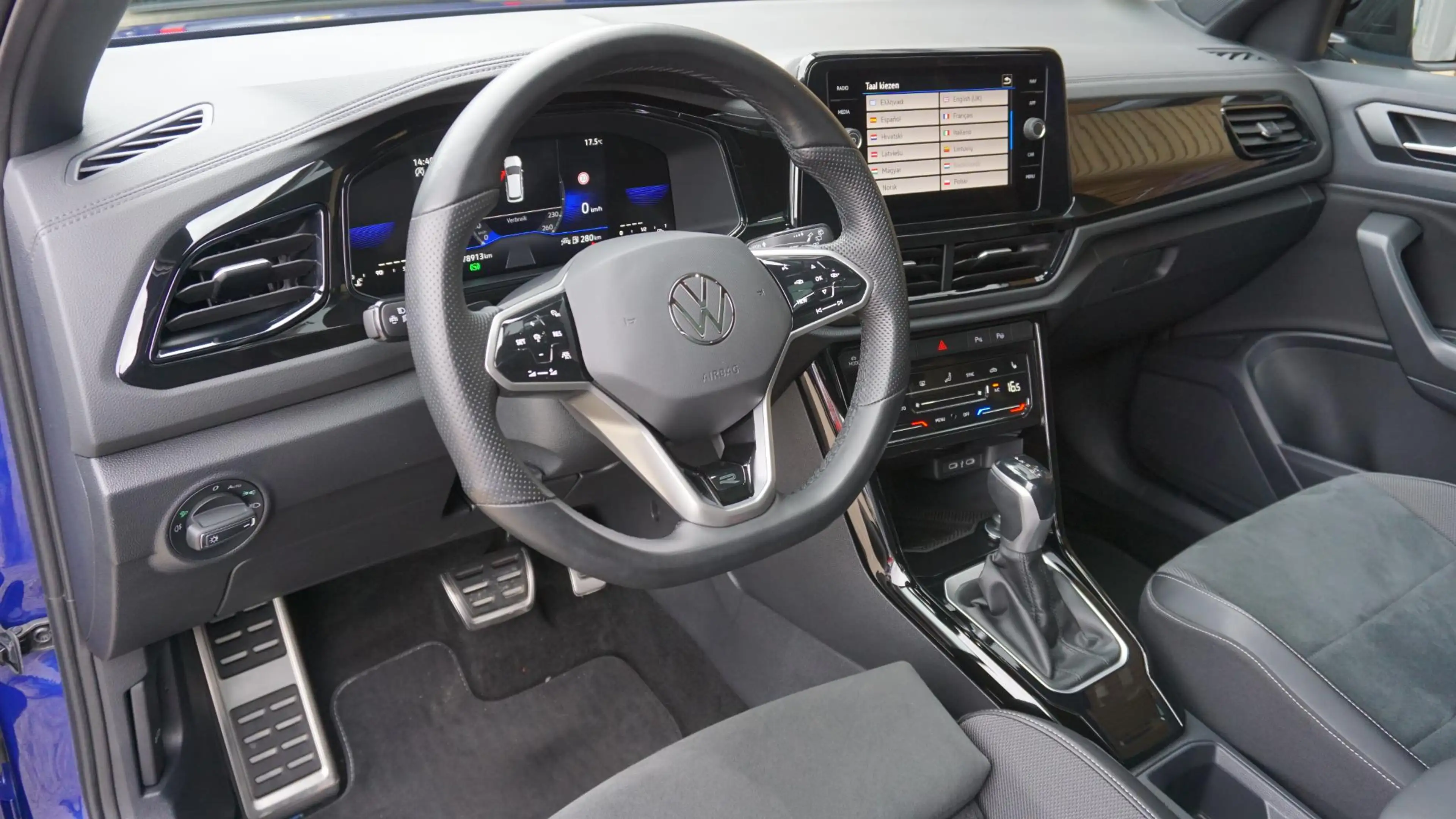 Volkswagen T-Roc 1.5 TSI 150pk DSG 2x R-Line & Black Style Pano.Dak — photo 14