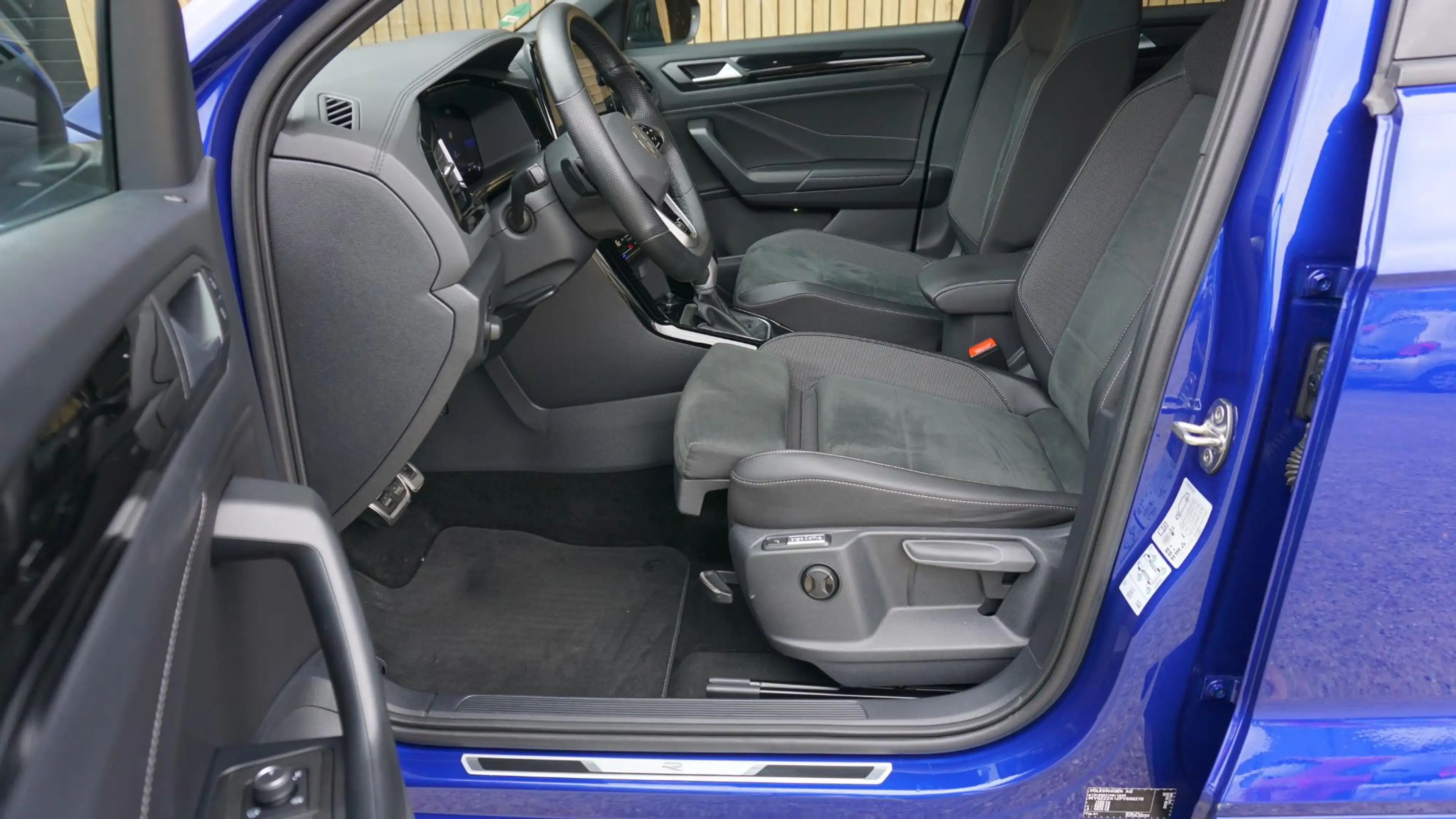 Volkswagen T-Roc 1.5 TSI 150pk DSG 2x R-Line & Black Style Pano.Dak — photo 7
