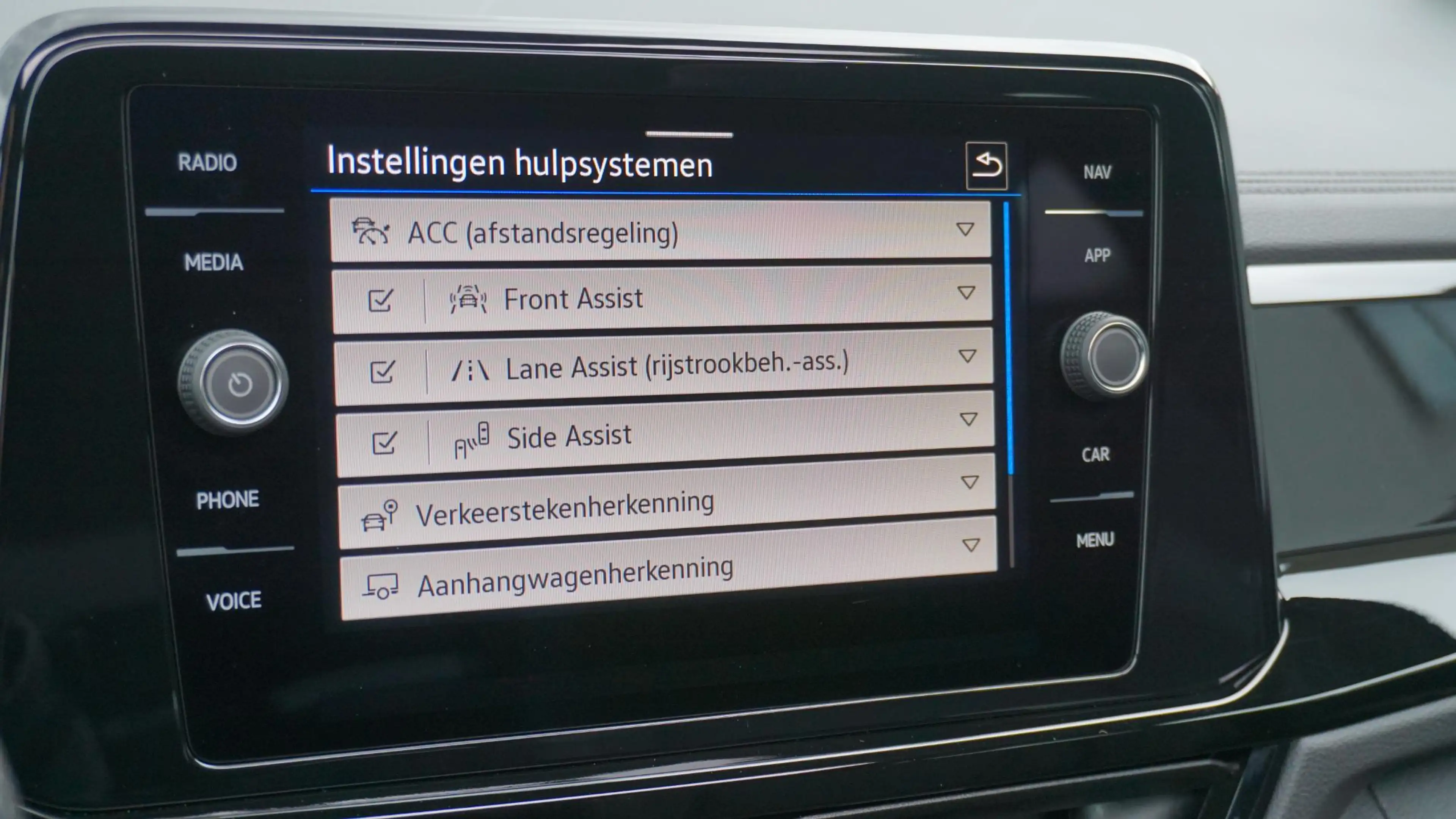 Volkswagen T-Roc 1.5 TSI 150pk DSG 2x R-Line & Black Style Pano.Dak — photo 35