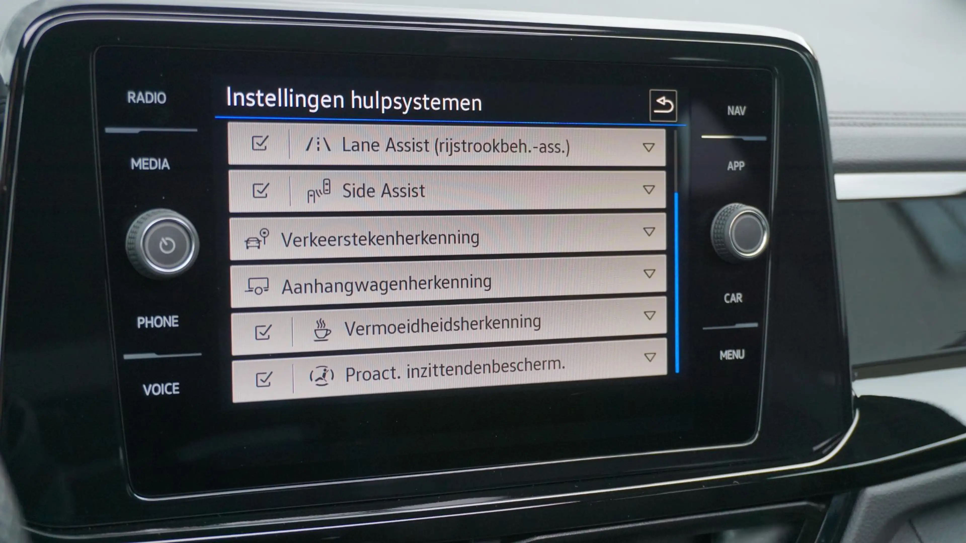 Volkswagen T-Roc 1.5 TSI 150pk DSG 2x R-Line & Black Style Pano.Dak — photo 36