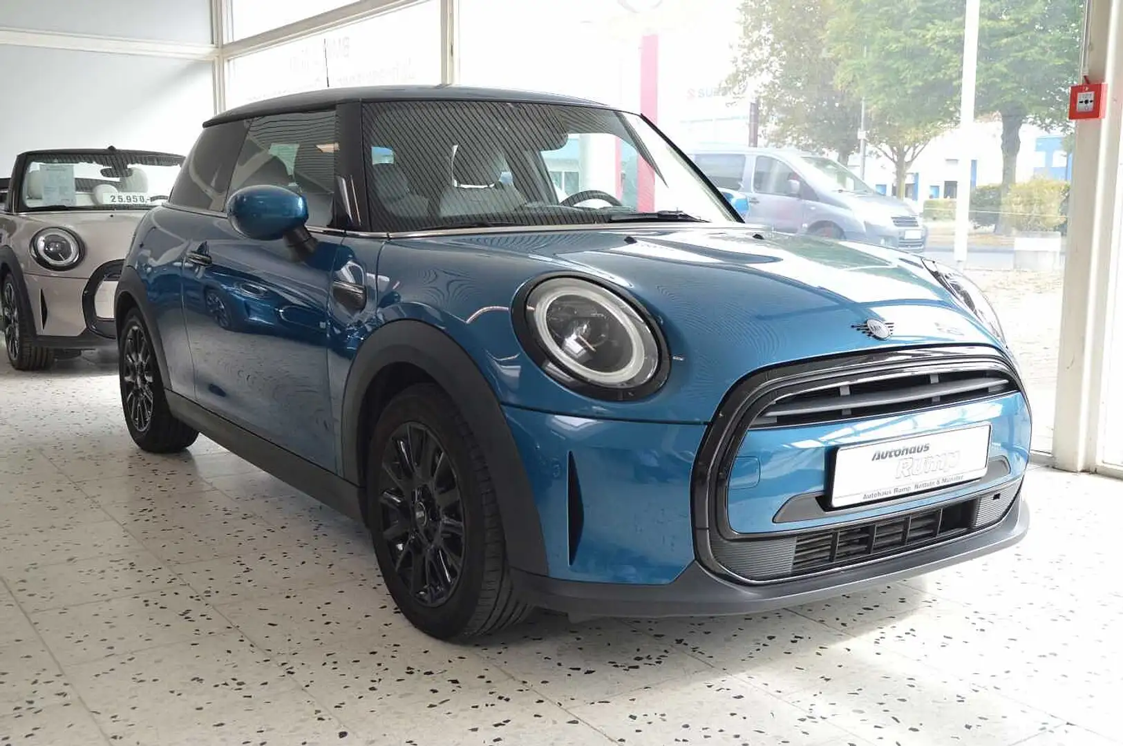 MINI 3-TÜRER Mini One Classic Trim Blau - 2