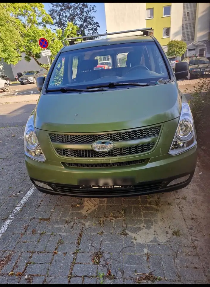Hyundai H-1