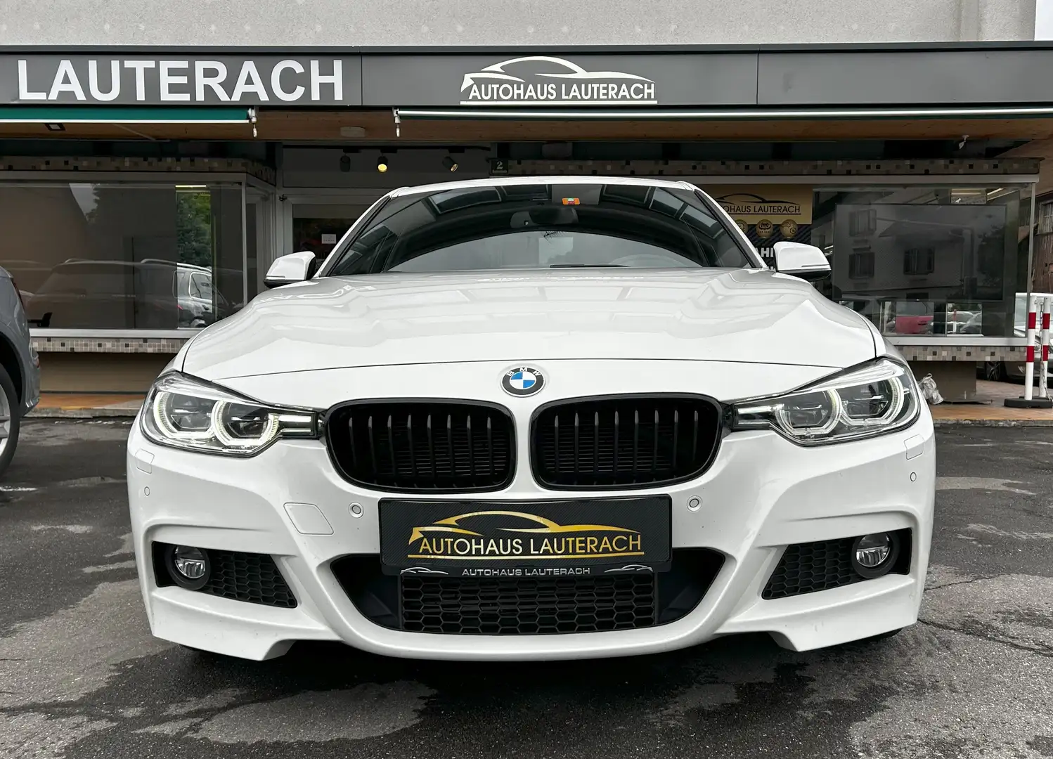 BMW 320 320d xDrive M Sport Aut. *FACELIFT *LED *NAV *18"M Weiß - 2