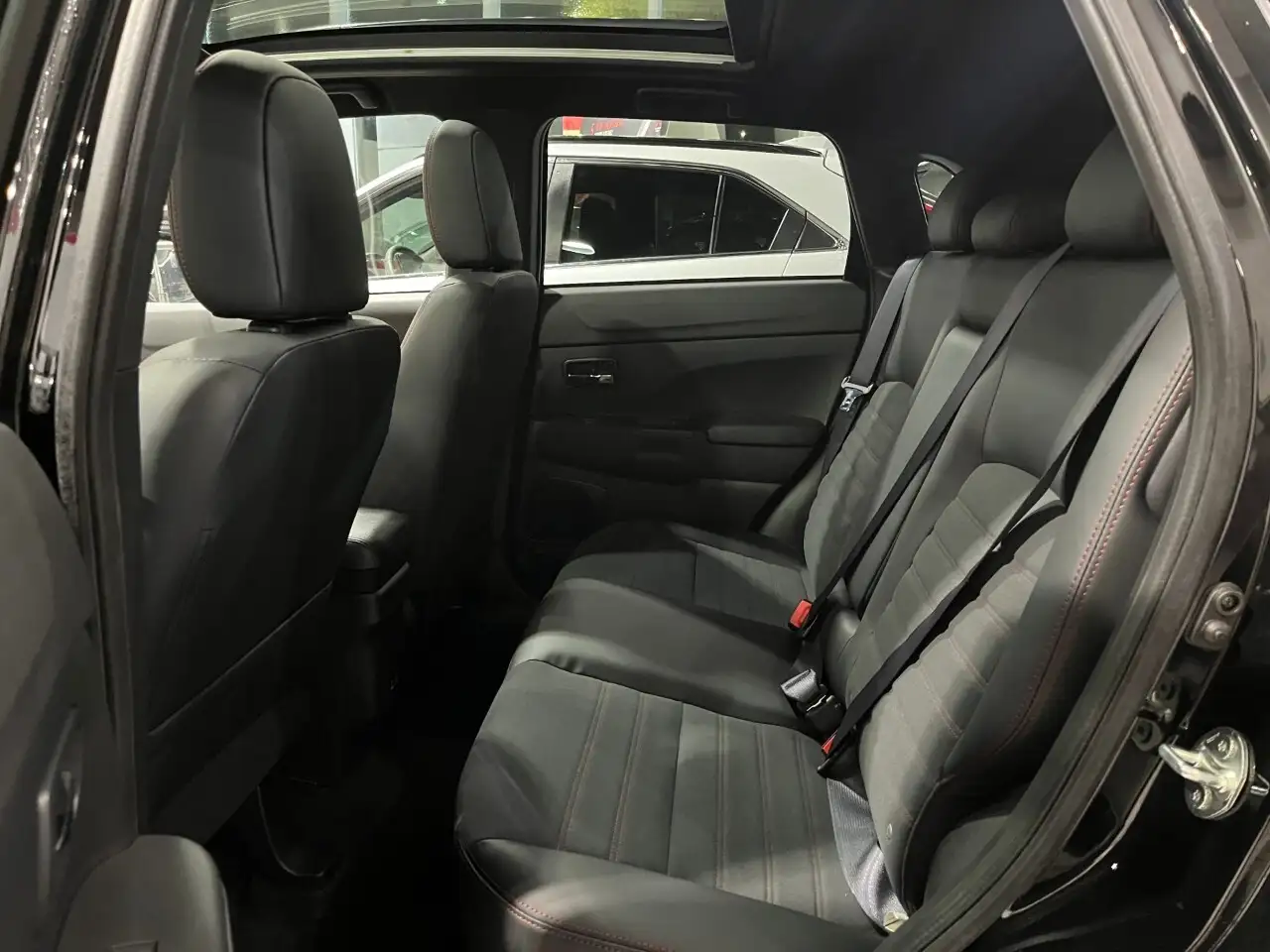 Mitsubishi RVR снимка Mitsubishi RVR