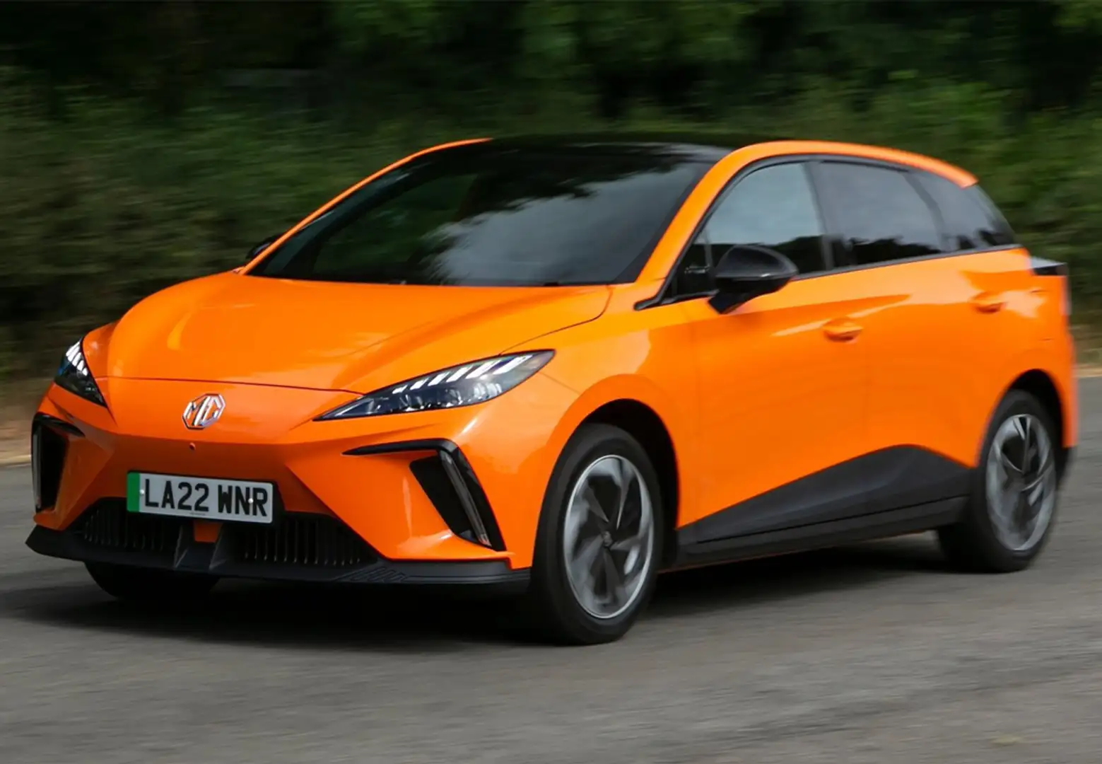 MG MG4 4 Luxury 64kWh Naranja - 1