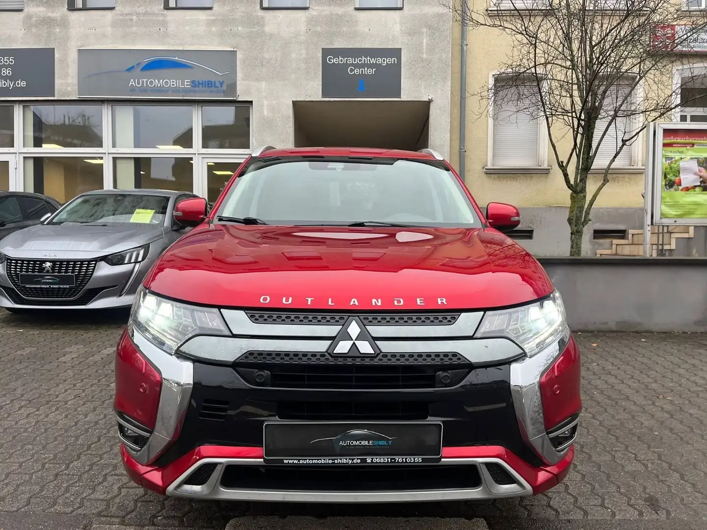 Mitsubishi Outlander PHEV Plus 4WD LED, Facelift Rot - 2