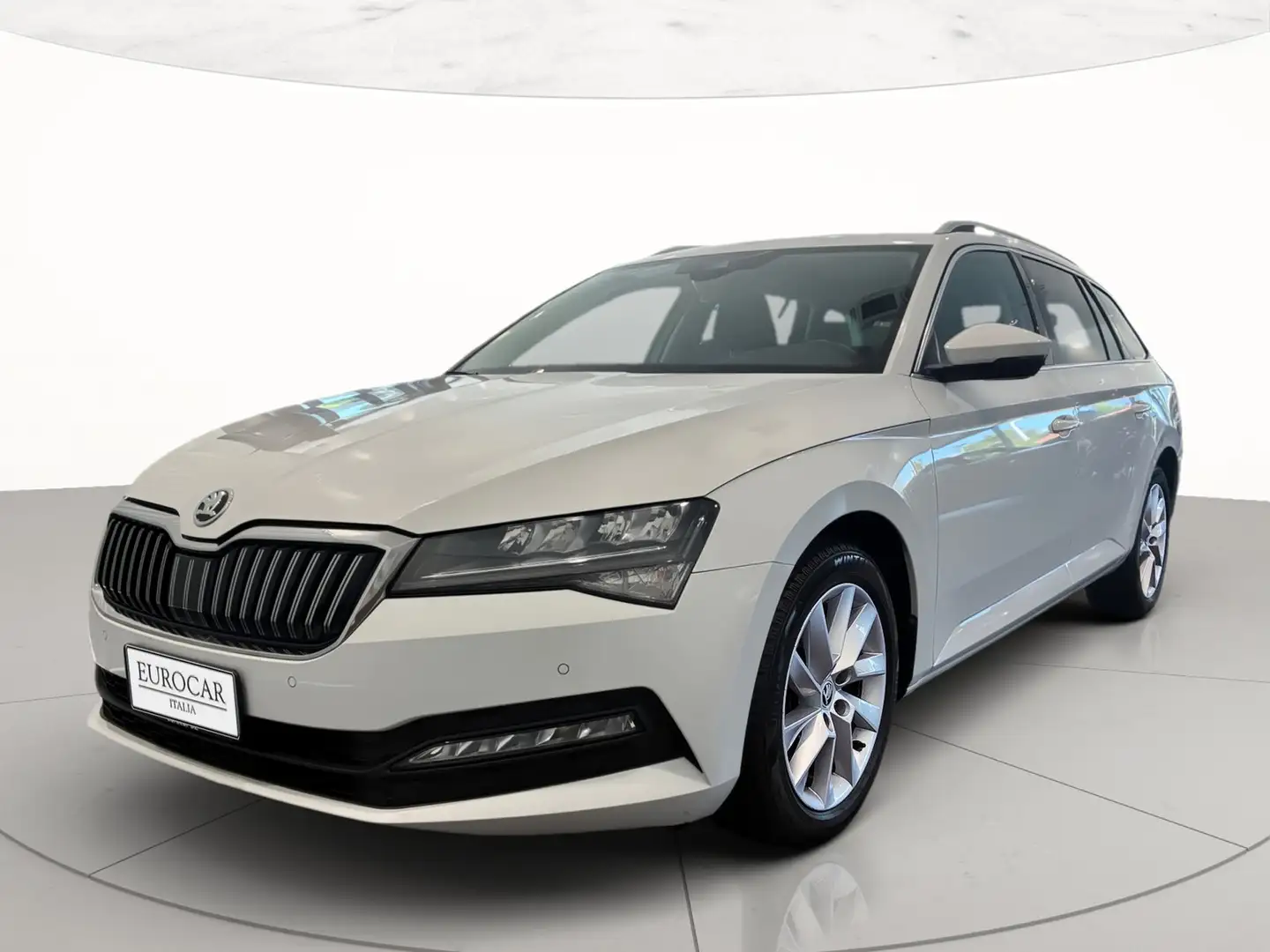 Skoda Superb wagon 2.0 tdi evo executive 4x4 200cv dsg Blanc - 1