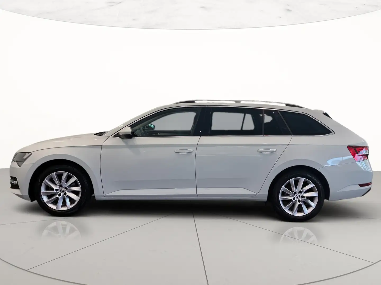 Skoda Superb wagon 2.0 tdi evo executive 4x4 200cv dsg Blanc - 2