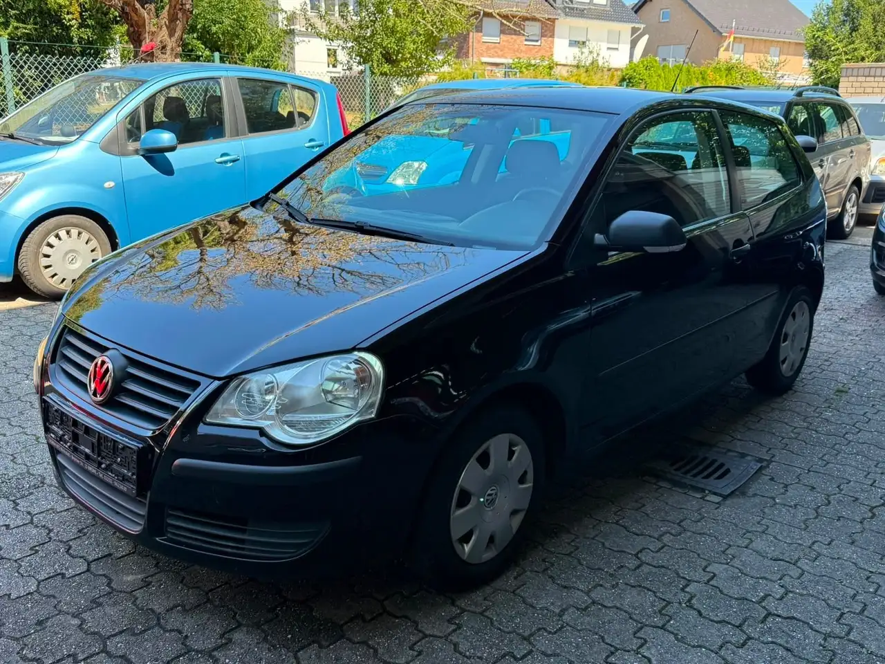 Volkswagen Polo - Klima - 8 Fach - Tüv & Öl Neu — photo 1 of 15
