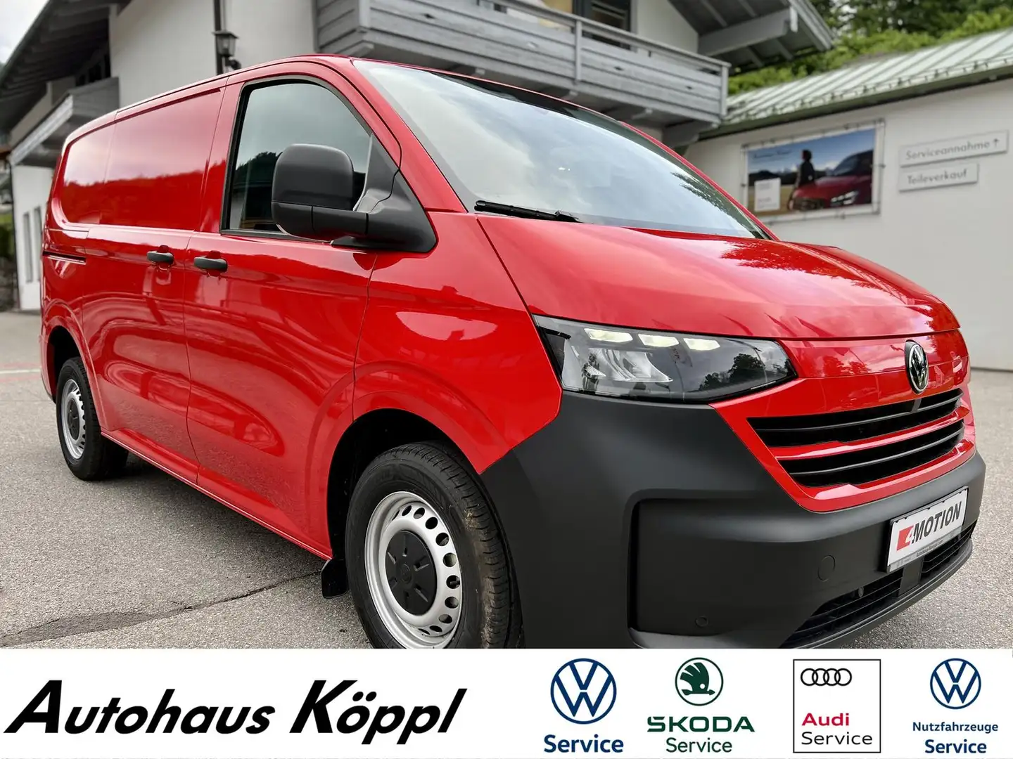 Volkswagen T7 Kastenwagen 2.0 TDI 4 Motion DSG AHK Holzbod. Červená - 1