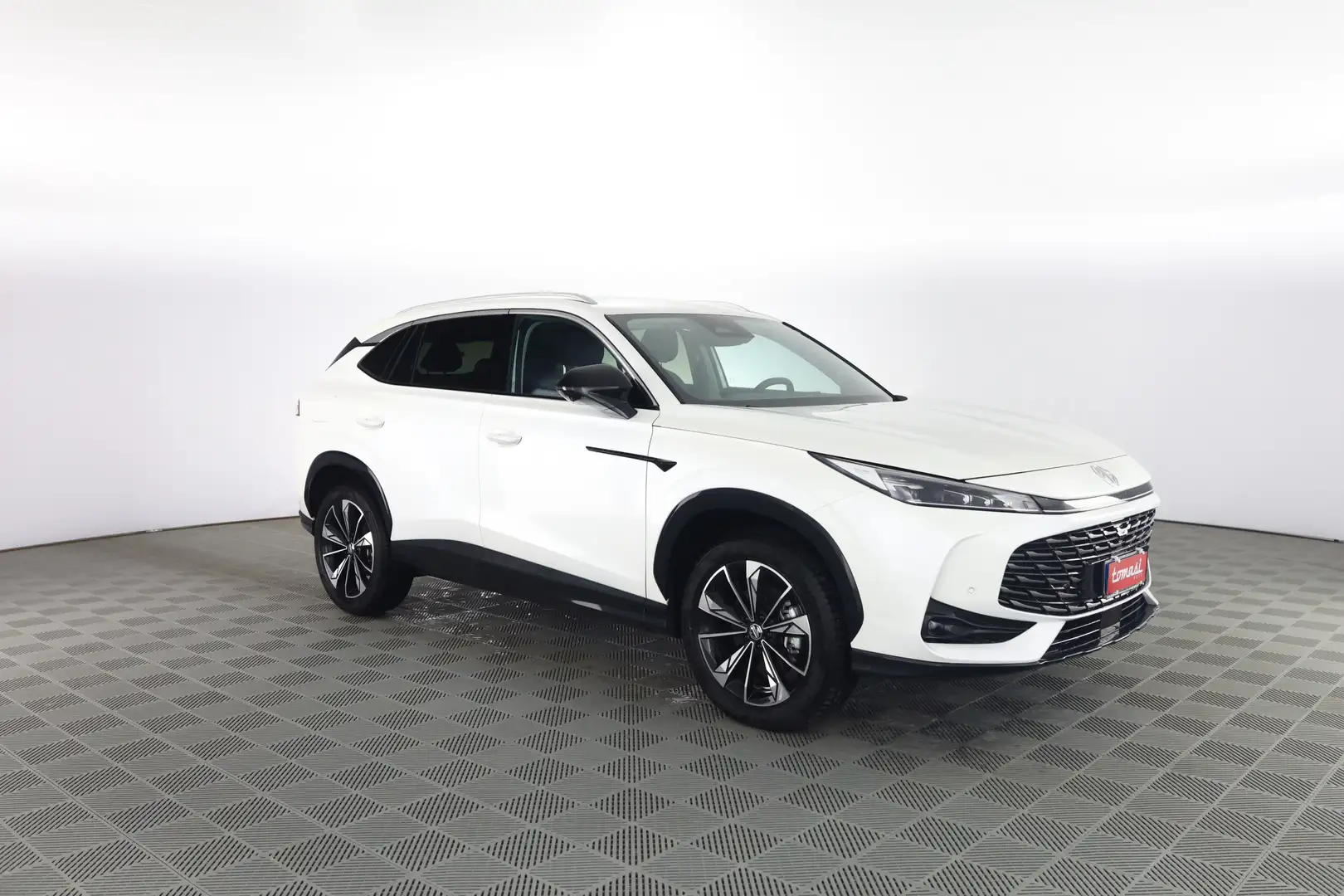 MG HS 1.5T-GDI AT Luxury RETOCAMERA Weiß - 2