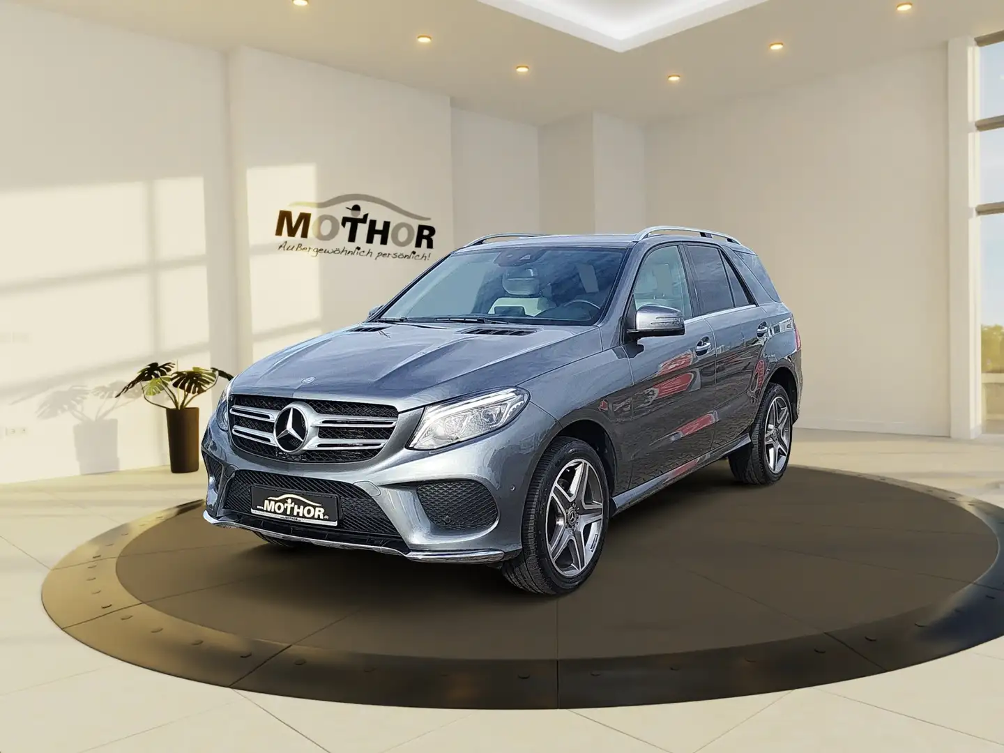 Mercedes-Benz GLE 350 d 4Matic AMG AMG Line AHK SpurH LM Grijs - 2