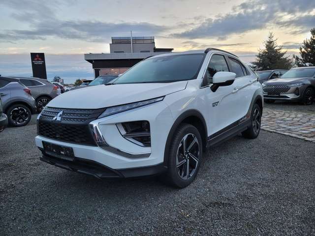 Imagine Mitsubishi Eclipse Cross 2.4 MIVEC BASIS
