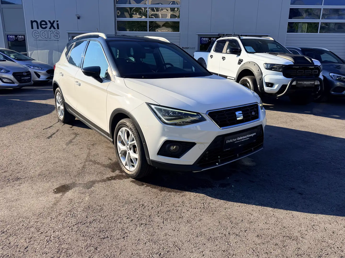 SEAT Arona FR | LED | ACC | Kamera | CarPlay | Service neu Weiß - 1