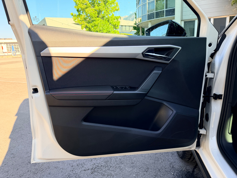 SEAT Arona FR | LED | ACC | Kamera | CarPlay | Service neu — photo 11