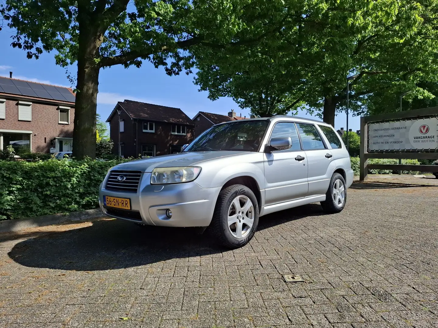 Subaru Forester 2.0 X Comfort Pack Grijs - 2
