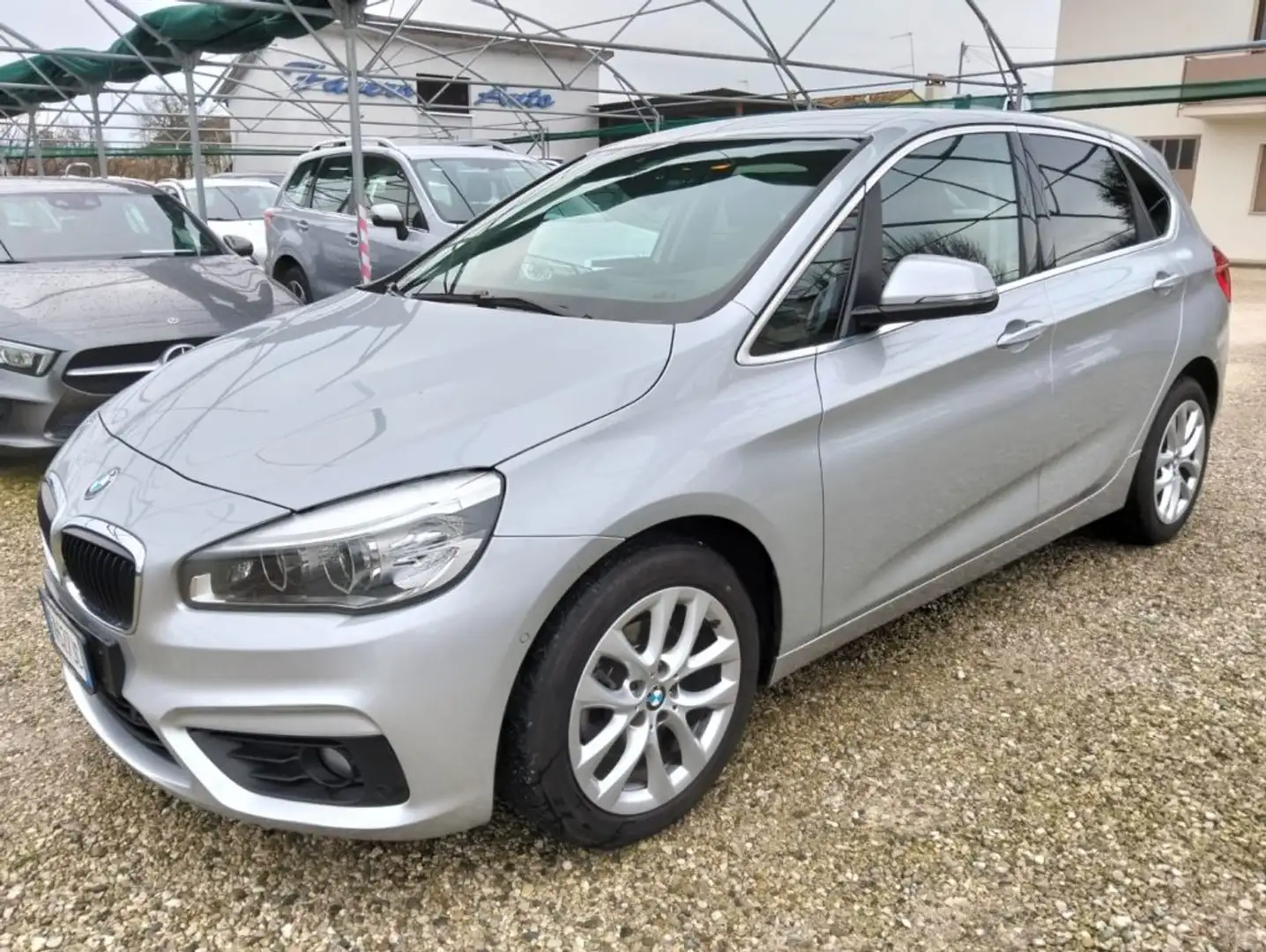BMW 216 d Active Tourer Advantage Argent - 1