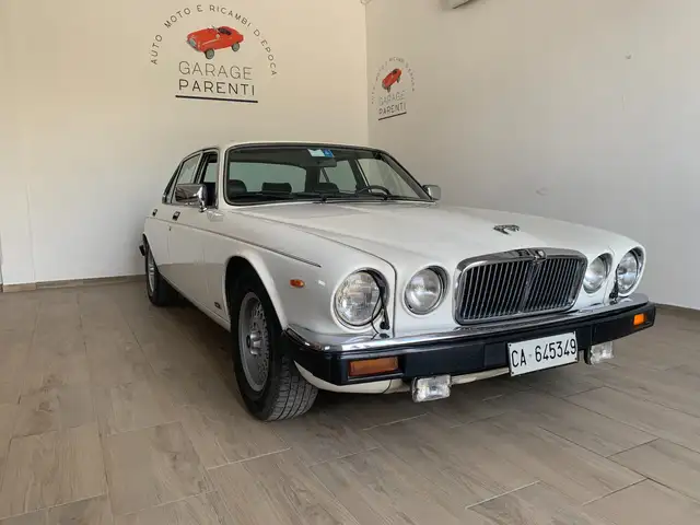 Jaguar XJ12 XJ12 5.3