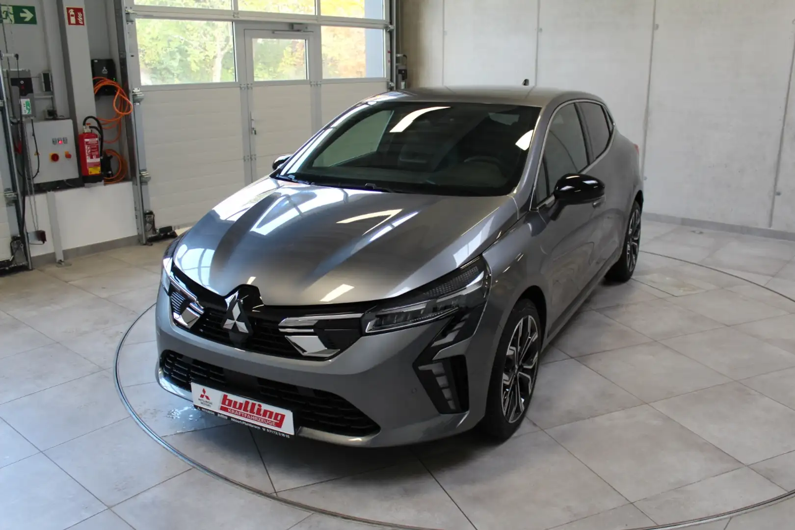 Mitsubishi Colt EDITION 1.0 T-Benziner 6-Gang 91 PS Grau - 2