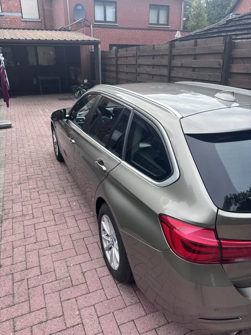 BMW 316 316d Touring facelift - 2