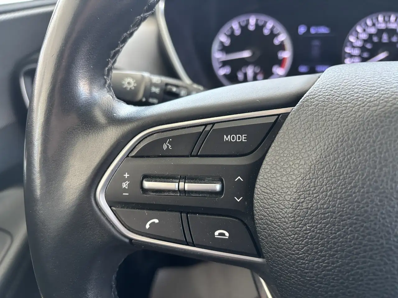 Hyundai SANTA FE снимка Hyundai SANTA FE