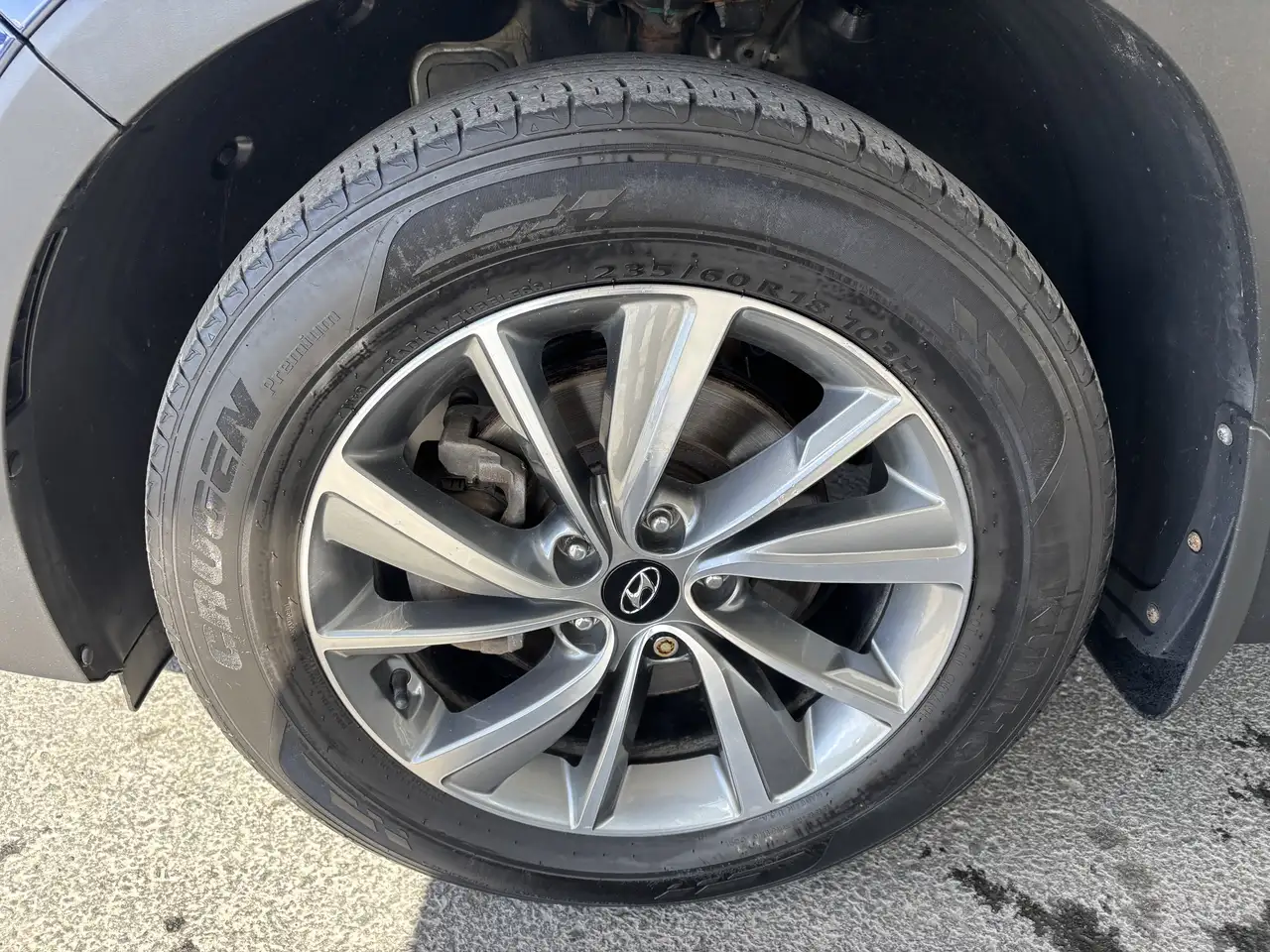 Hyundai SANTA FE снимка Hyundai SANTA FE