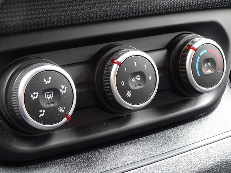 Renault Trafic 2.0 dCi 130 T30 L2H1 Work Edition|Trekhaak|Leder|N — photo 14