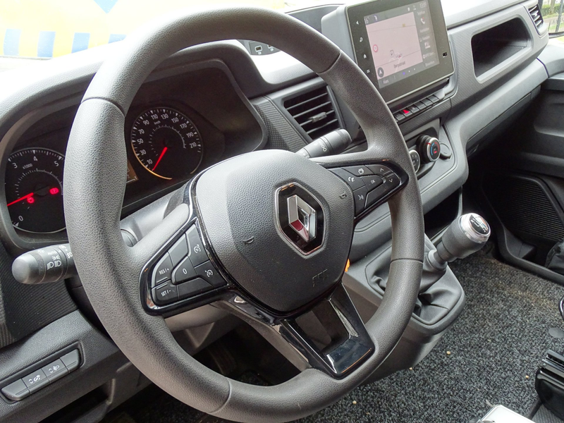 Renault Trafic 2.0 dCi 130 T30 L2H1 Work Edition|Trekhaak|Leder|N — photo 6
