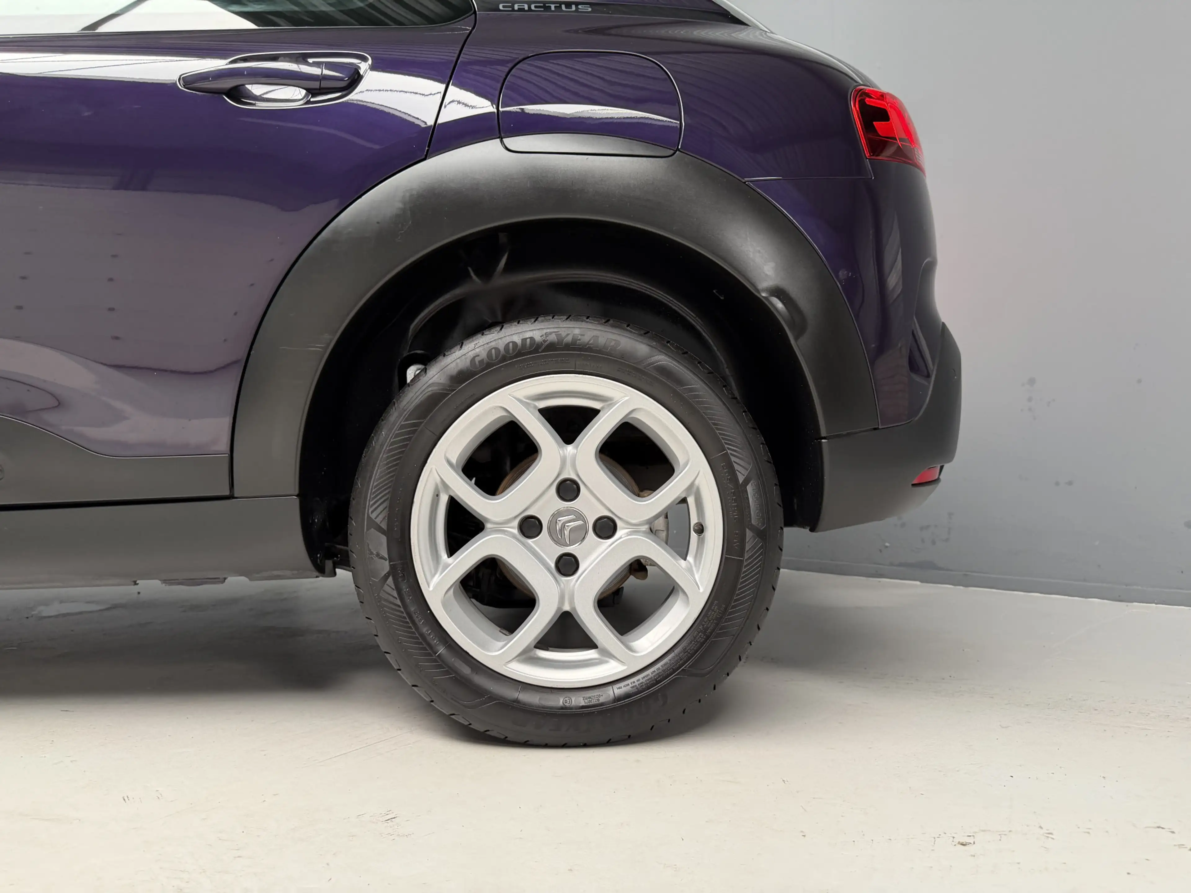 Citroen C4 Cactus 1.2 PureTech Feel GARANTIE|Automaat|Carplay|Trekha — photo 9