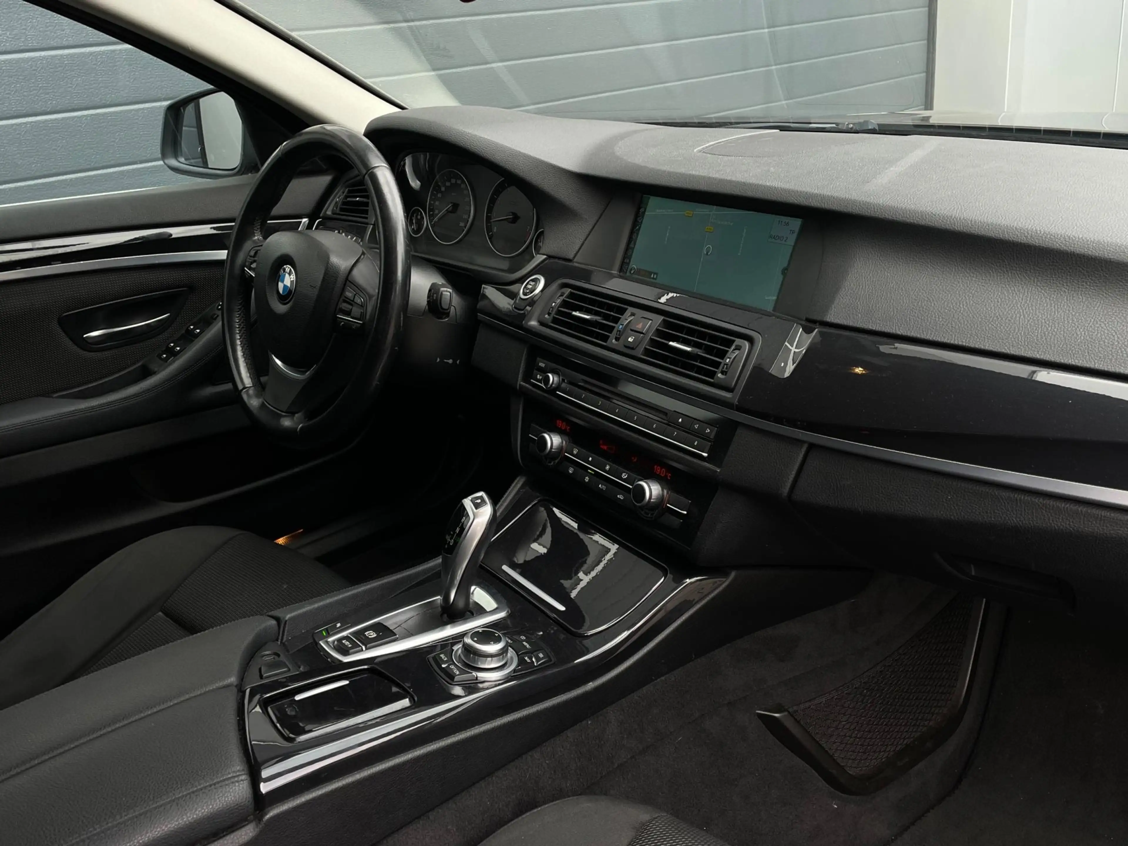 BMW 523 5-serie 523i Executive | ZIE TEKST | Navi | PDC v+ — photo 14