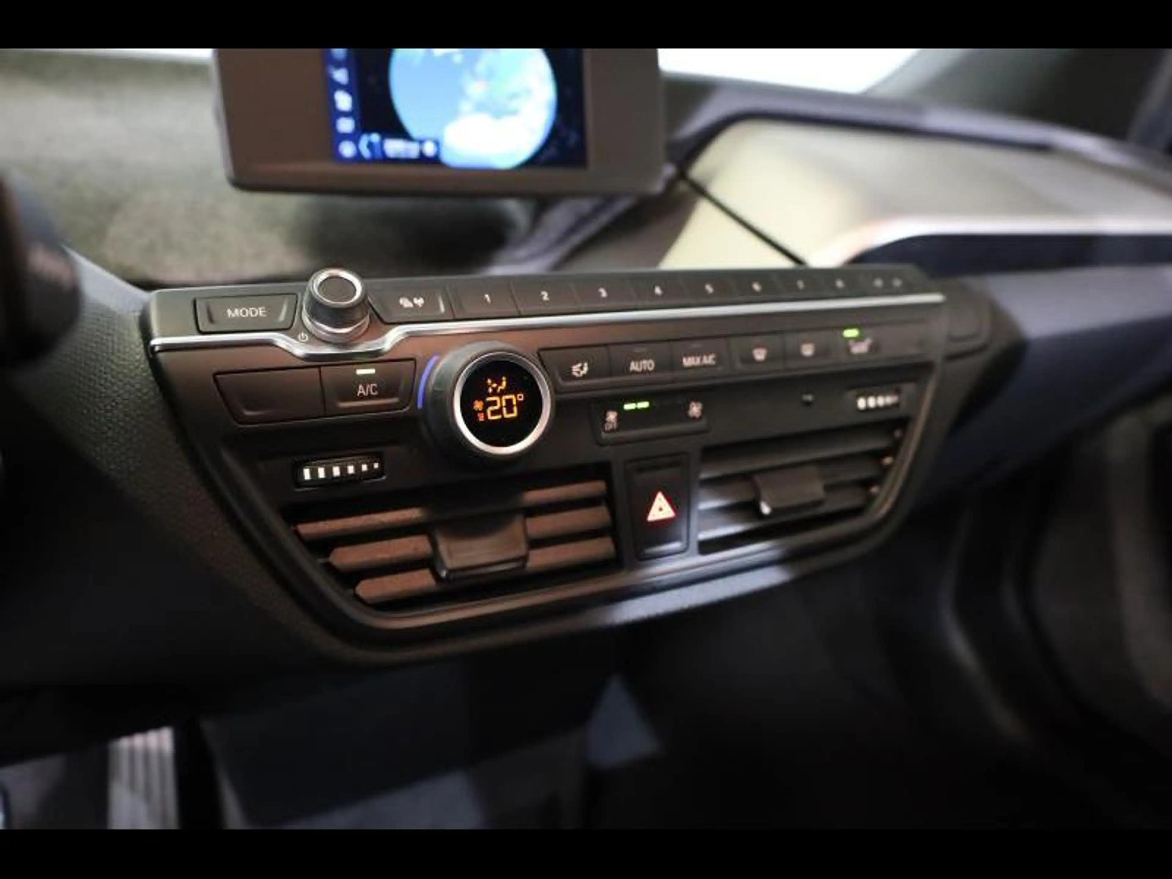 BMW i3 120Ah — photo 12