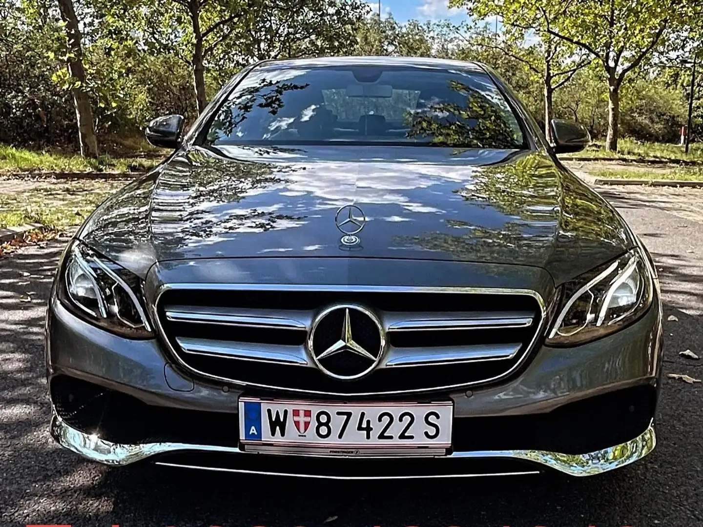 Mercedes-Benz E 200 E 200 d Avantgarde Aut. Avantgarde Grau - 2
