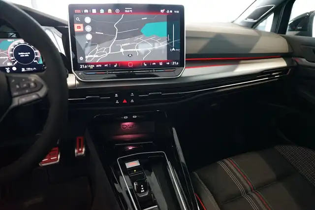 Volkswagen Golf view 19