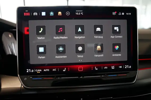 Volkswagen Golf view 21
