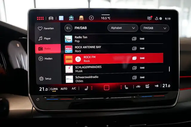 Volkswagen Golf view 22