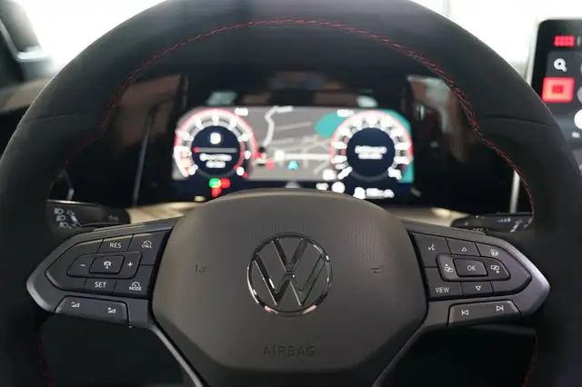Volkswagen Golf view 15
