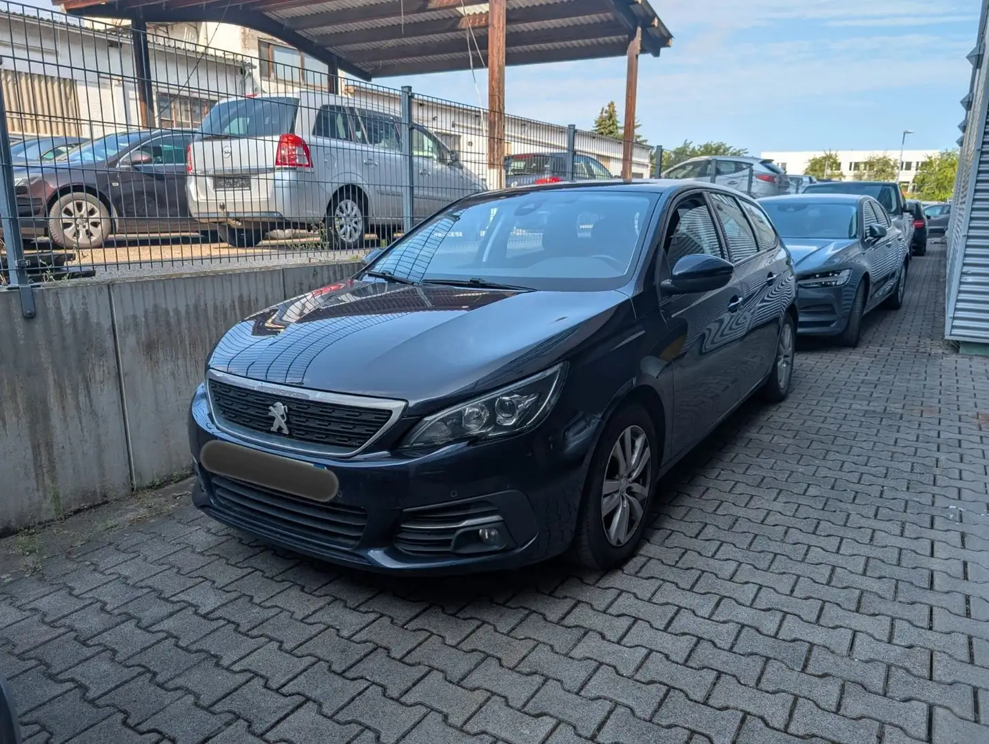 Peugeot 308 SW Active Business AHK. Navi. Schaltwippen. Bleu - 1