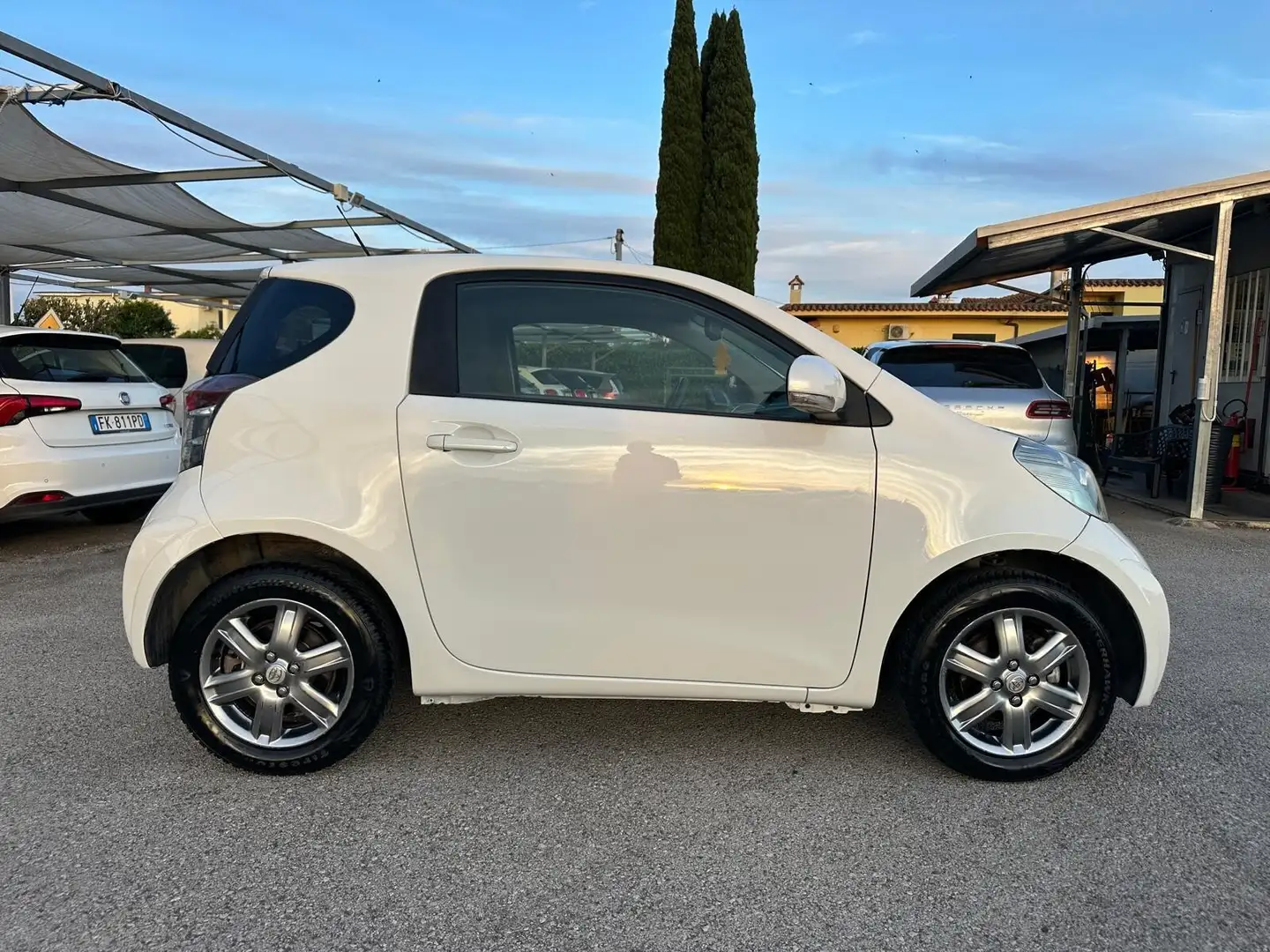 Toyota iQ 1.0 Multidrive Bianco - 2