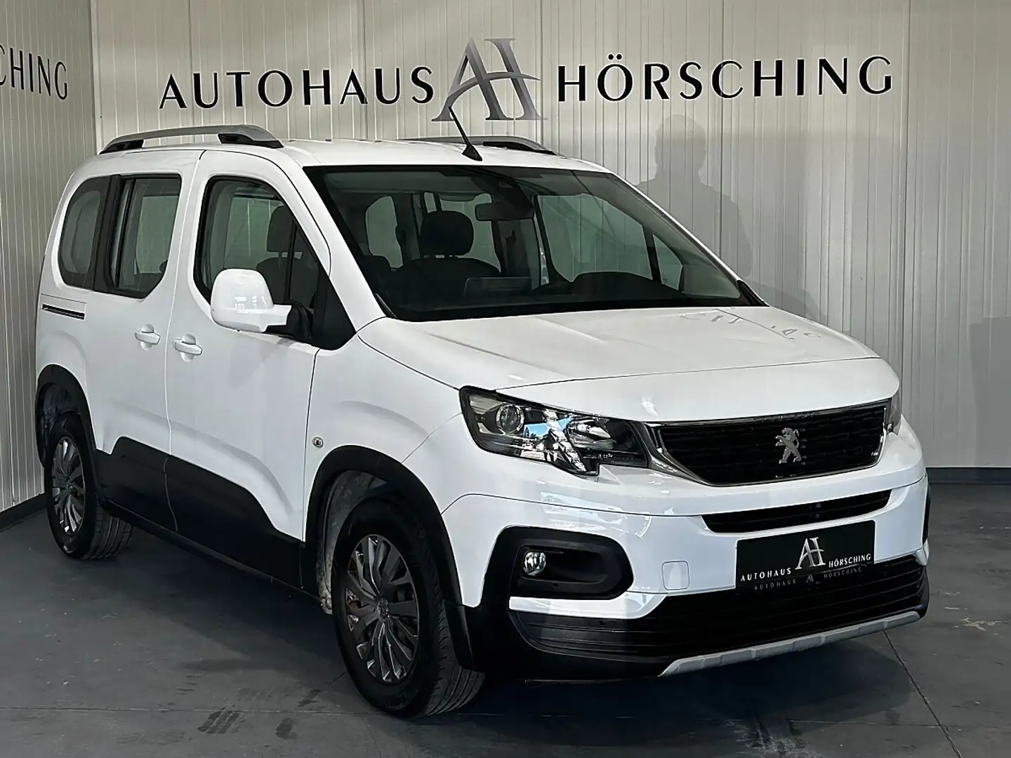 Peugeot Rifter 1,2 PureTech 110 S&S Allure Weiß - 1