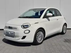 Fiat 500 e NAVI/APP~GRA~DAB~KLIMAAUTO~LANEASSIST~MFL