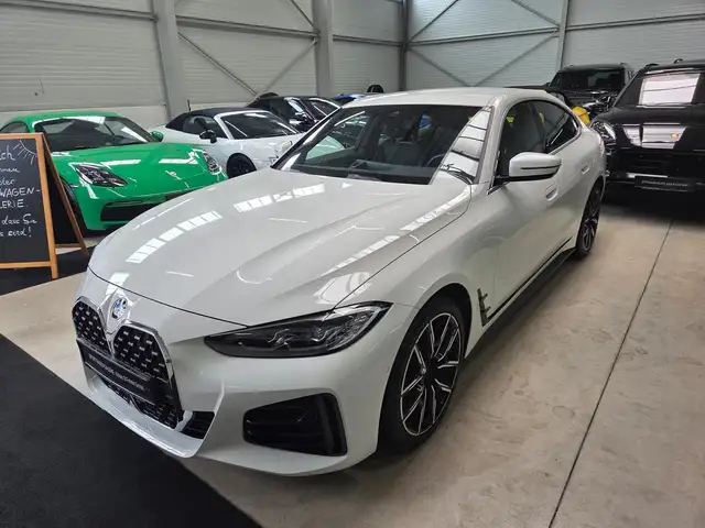 BMW I view 6